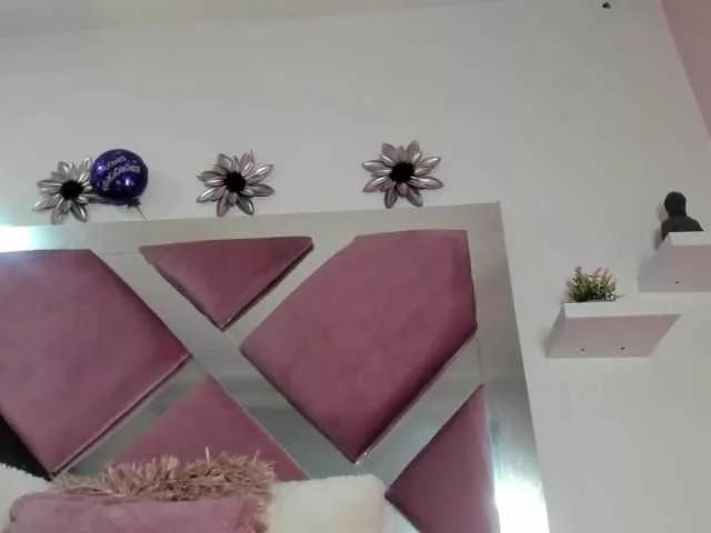 Offline ALINE-WEBER on BongaCams