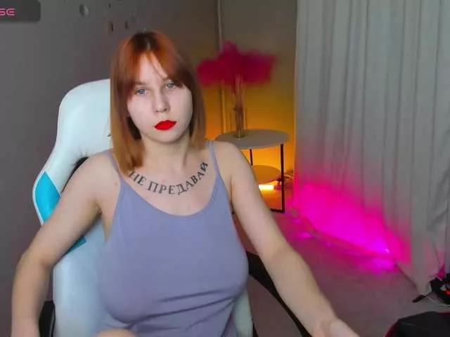 AngelaRoy on BongaCams 