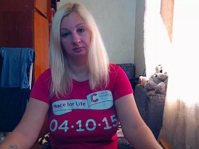 BustyBlondy on BongaCams 