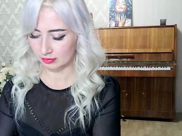 Charmingvenus11701 on BongaCams 