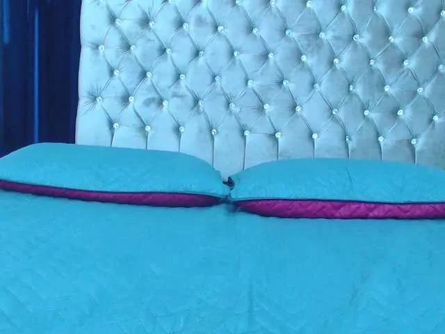 Offline Chlloejohnson on BongaCams