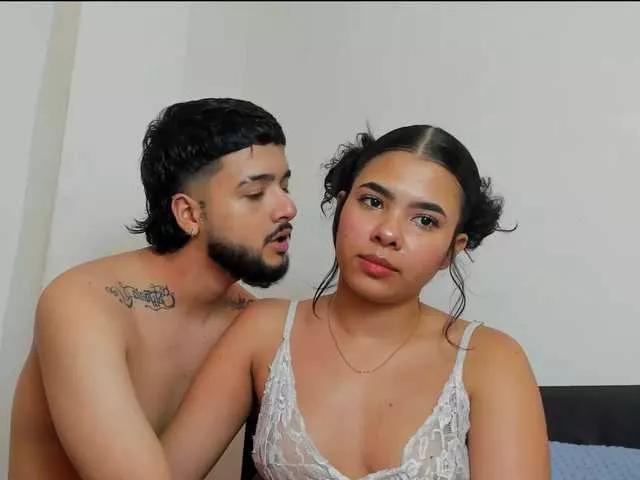 CloeAndcameron13 on BongaCams 