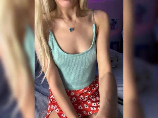 Cosmos13131 on BongaCams 