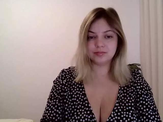 CynthiaGold on BongaCams 