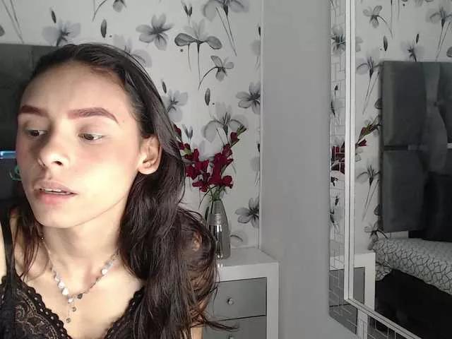 Ehotloveaxxx on BongaCams 