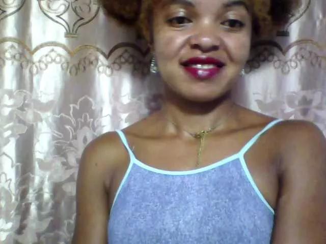 ELODIE12 on BongaCams 