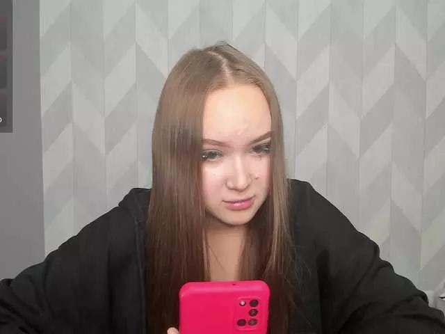 Emi-Emi on BongaCams 