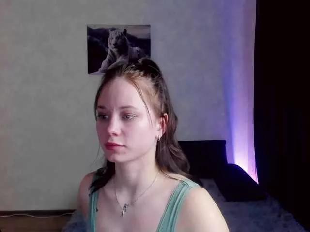 Emily-Kim on BongaCams 