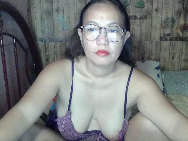 Grabmytits on BongaCams 