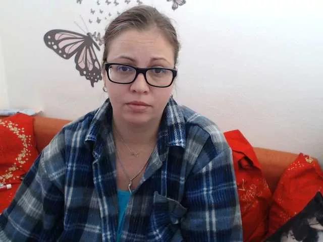 LadyHellene on BongaCams 