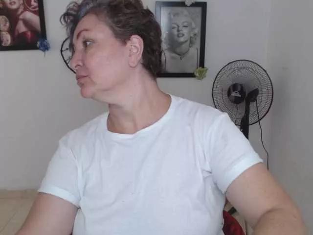 LADYQUEEN520 on BongaCams 