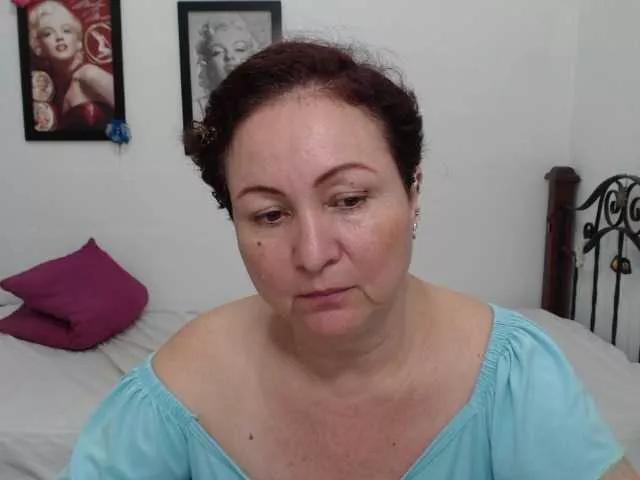 LADYQUEEN520 on BongaCams 