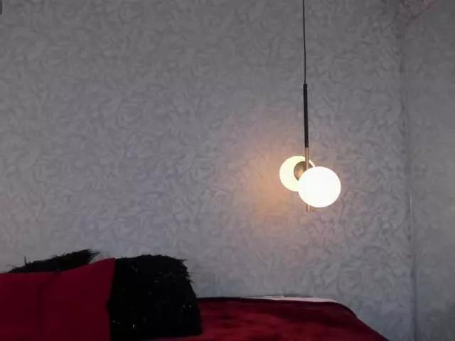 Offline leyna-angels on BongaCams