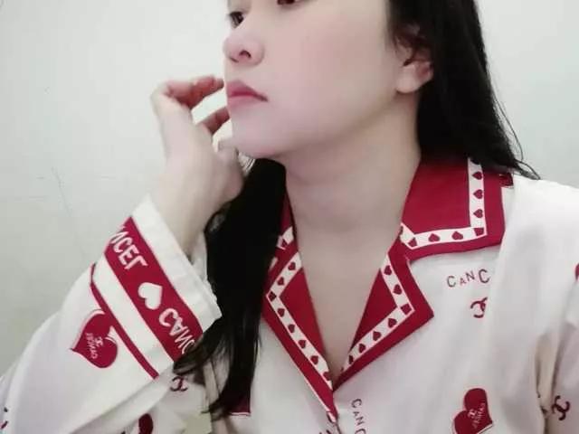 Linyi6969 on BongaCams 