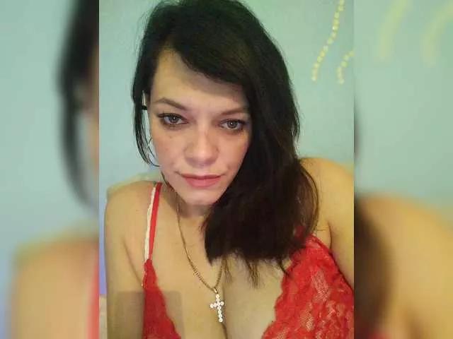 Lois-Lorrie on BongaCams 