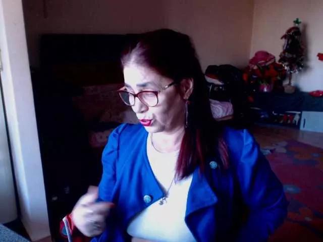 LoveTinaa56 on BongaCams 