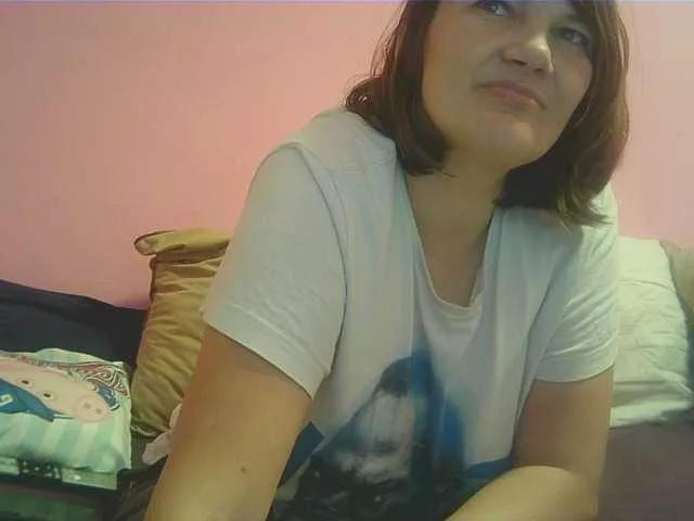 Luci22 on BongaCams 