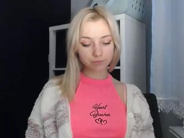 LuciaLovely on BongaCams 