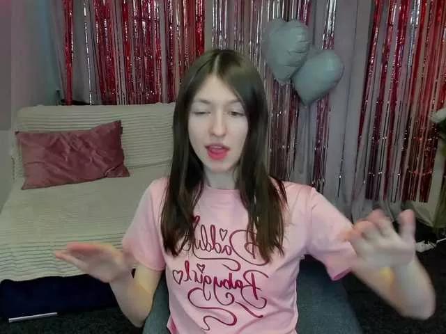 MilanaStarrr on BongaCams 