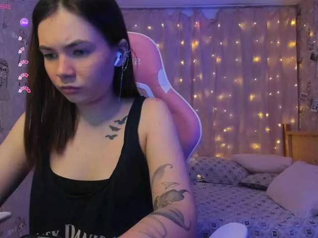 MilaShy on BongaCams 