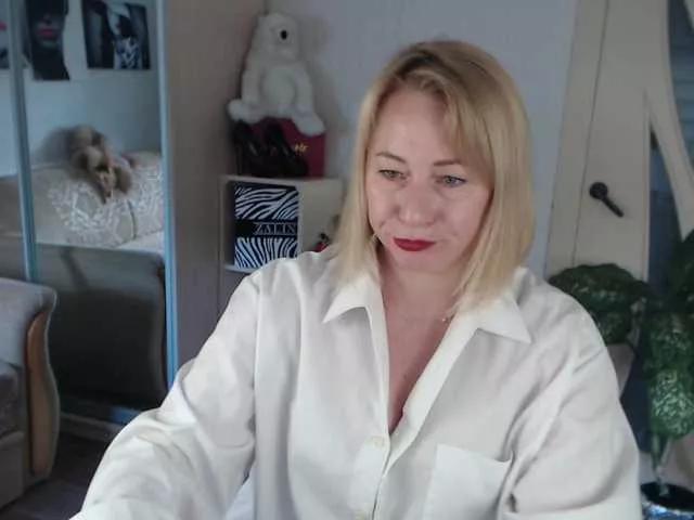 MistressMilfa on BongaCams 