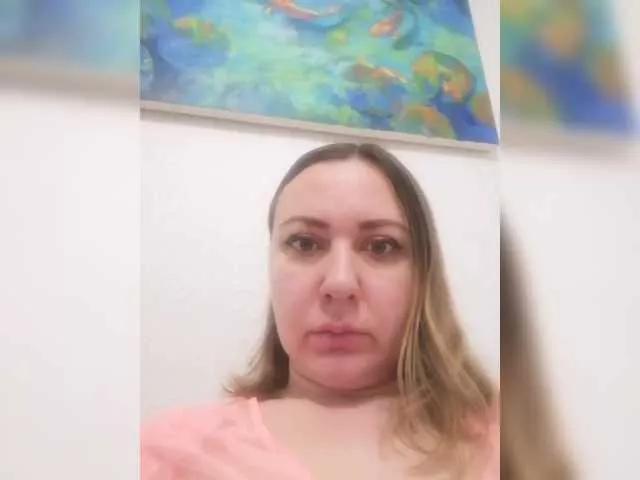 MylaLaRose on BongaCams 