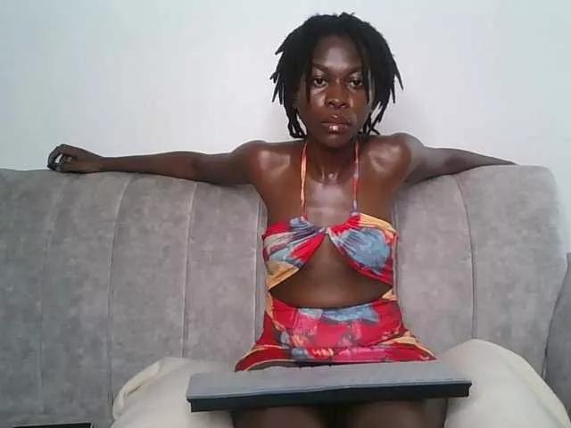 Nairobii on BongaCams 