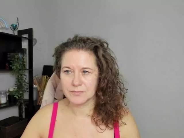 OliviaJuicy on BongaCams 