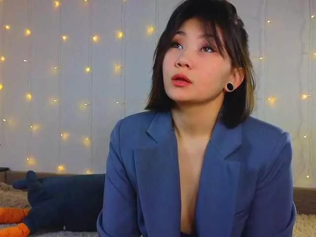 RenaWong on BongaCams 