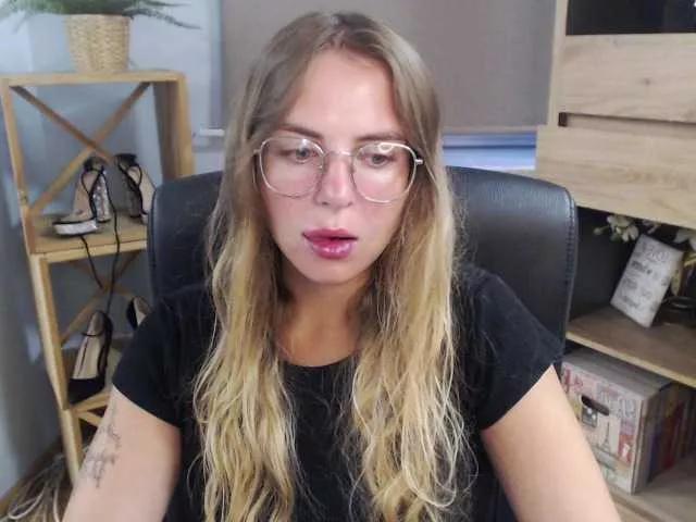 soft-zoey on BongaCams 