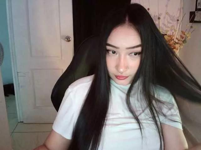 ThiaraDior on BongaCams 