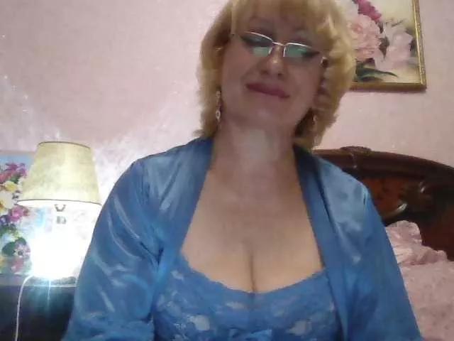 Ur-Mami on BongaCams 