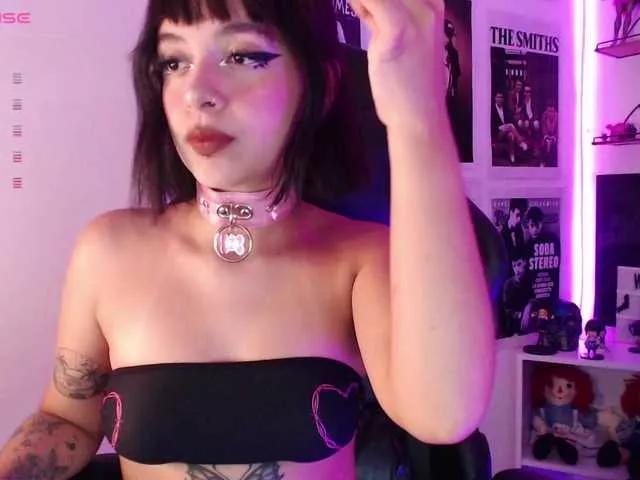 Violetlane on BongaCams 