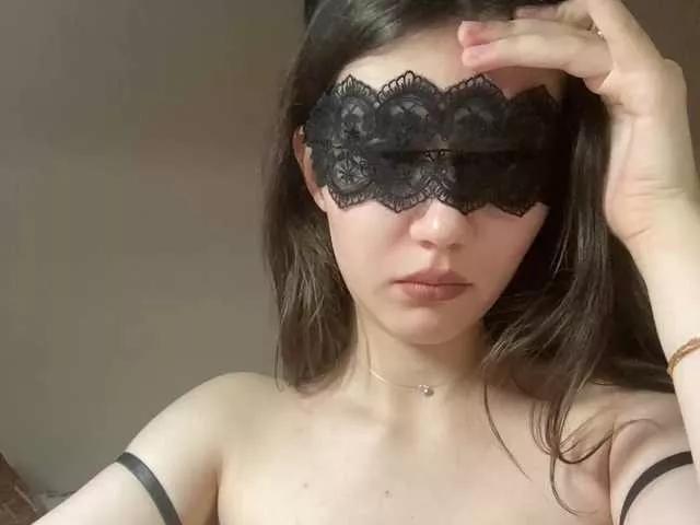 Yourbestie0 on BongaCams 