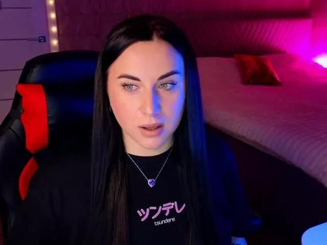 YURIEVNA13 on BongaCams 