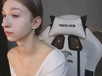 alisaa_01 on Chaturbate 