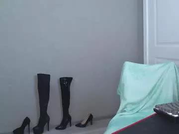 cat_in_boots_ on Chaturbate 