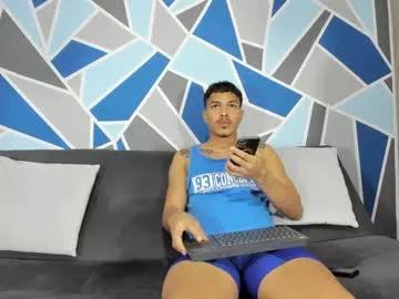 confi17_latin on Chaturbate 