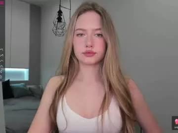 longoriaeva on Chaturbate 