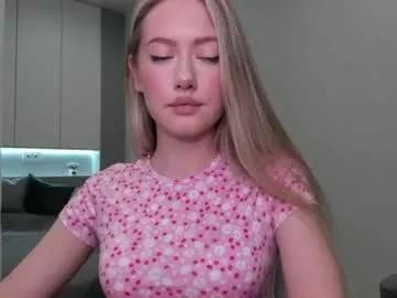 longoriaeva on Chaturbate 