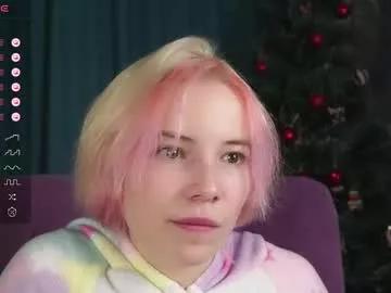 monafilbert on Chaturbate 