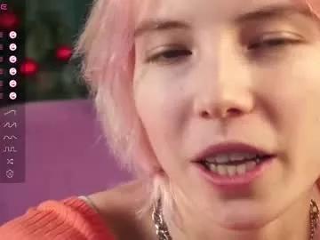 monafilbert on Chaturbate 