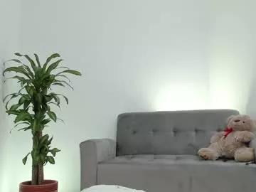 prvncessa_10 on Chaturbate 