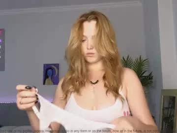 small_blondee on Chaturbate 