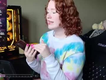 strawberryyfoxie on Chaturbate 