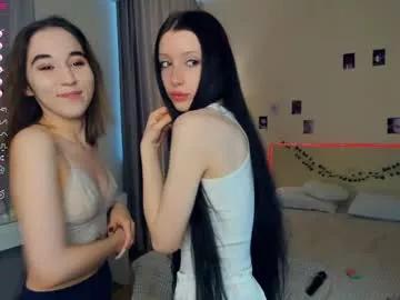 wine_on_lips on Chaturbate 