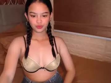 yoursweetkendall_xxx on Chaturbate 