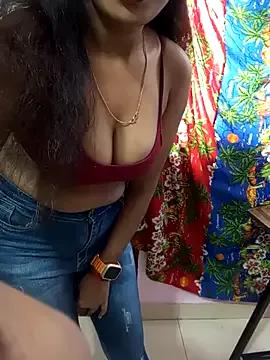 kirti700 on StripChat 