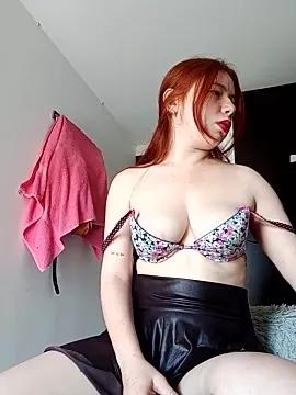 redheaddoll22 on StripChat 